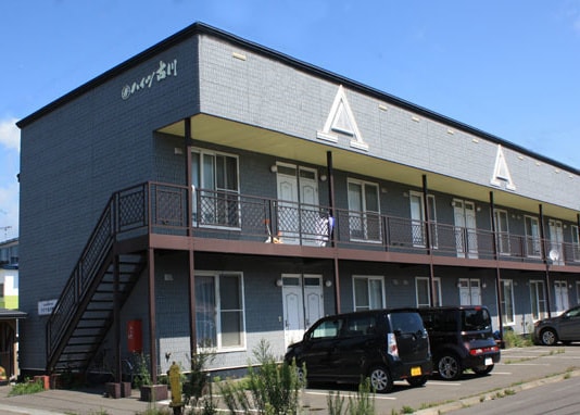 apartment 静内青柳町